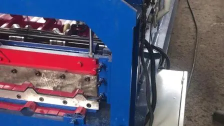 Machine de formage de tuiles de toit utilisée pour le toit et autres